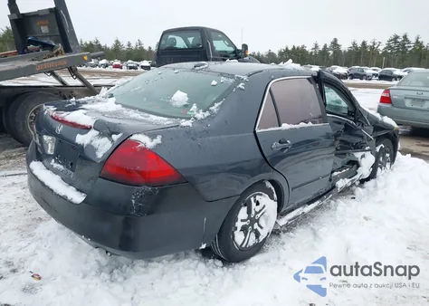 2006 Honda Accord 2.4 Ex z USA, uszkodzony, nr VIN 1HGCM56816A160324